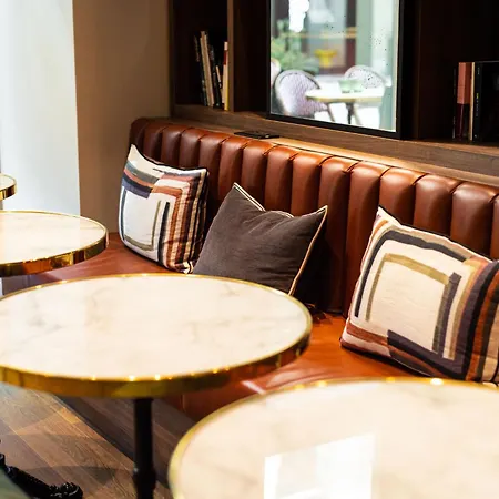 Szálloda Indigo - Opera By Ihg