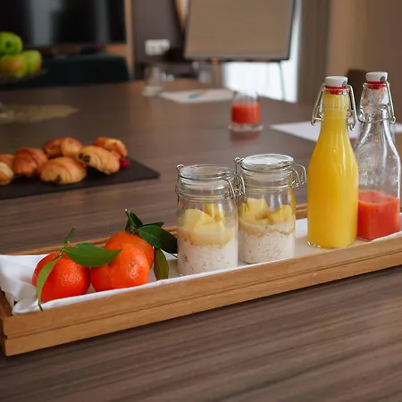 Szálloda Indigo - Opera By Ihg