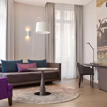 Indigo - Opera By Ihg Hotel 4*