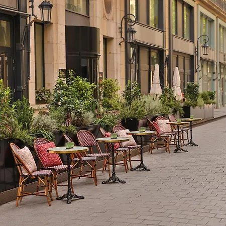 Indigo - Opera By Ihg Hotel 4*
