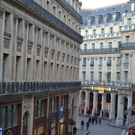 Indigo - Opera By Ihg Hotel 4*