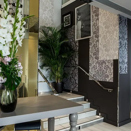 ホテル インディゴ オペラ