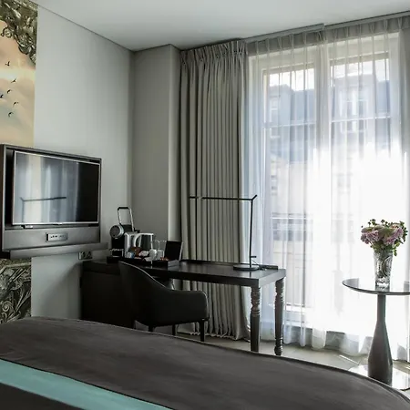 Indigo - Opera By Ihg 4*