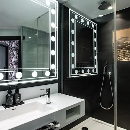 מלון Indigo - Opera By Ihg 4*