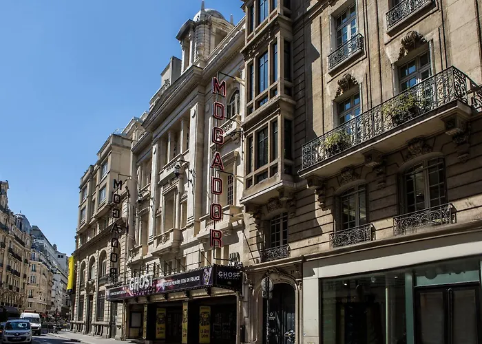 인디고 - 오페라