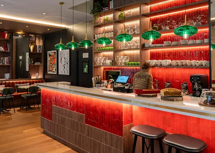 Indigo - Opera By Ihg Hotel 4*